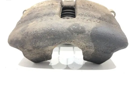 Volkswagen Golf VII Front brake caliper