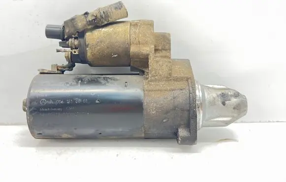 Mercedes-Benz E W211 Starter motor A0061514401