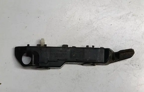 KIA Ceed Front bumper mounting bracket 86516-A2000