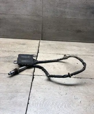Mercedes-Benz E W213 Lambda probe sensor A0009053109 K0004ZG50017
