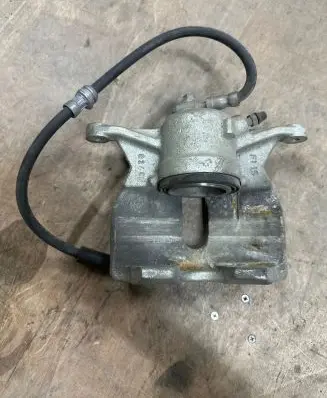 Volkswagen PASSAT B8 Front brake caliper 5Q0106DQ