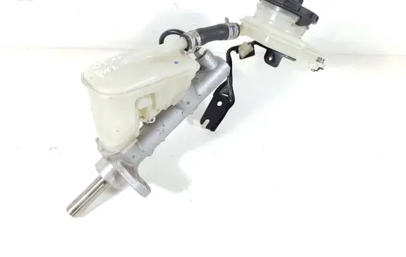 Honda Civic Master brake cylinder 01462-SDB-A01