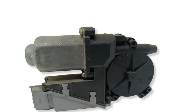 Peugeot 307 Rear door window regulator motor 400633F