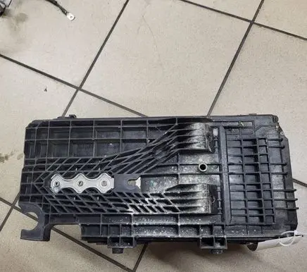 Ford S-MAX Battery box tray 6G9110723A