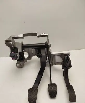 Audi A4 Allroad B8 Pedal assembly 8K1721523A 04012013 6PV00950520