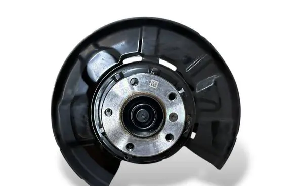 BMW 4 F36 Gran coupe Rear wheel hub spindle/knuckle 6797507 33326797507 34216792247