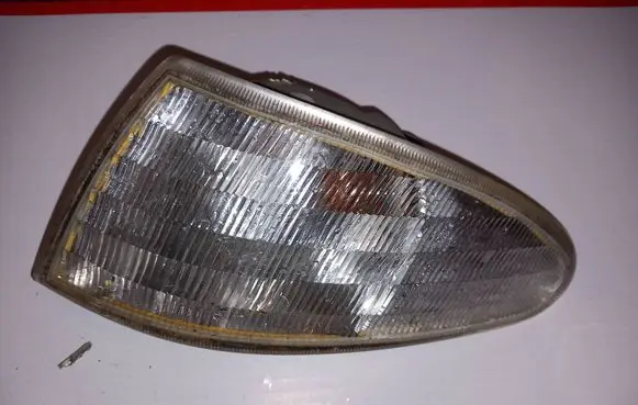 Ford Mondeo MK I Front indicator light FM9378