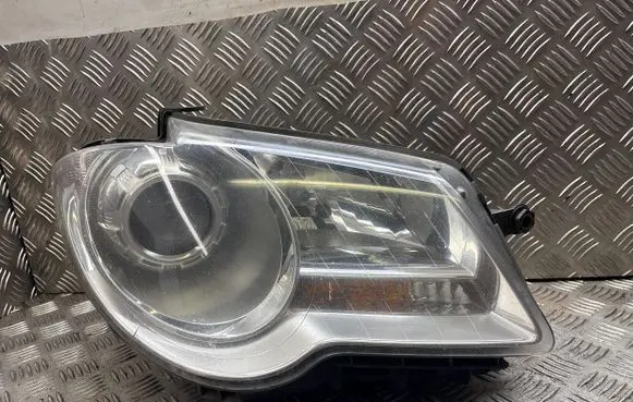 Volkswagen Touran I Headlight/headlamp 1T1941006B 0301233202 8242020012S