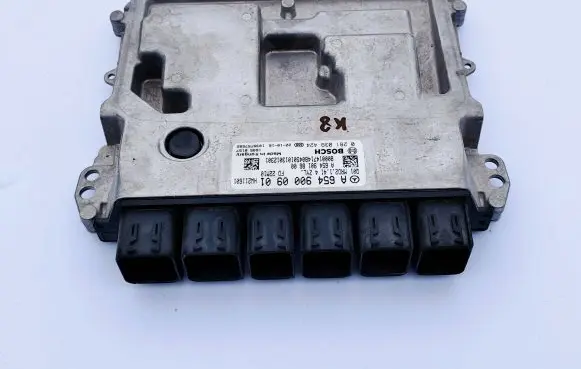 Mercedes-Benz E W213 Engine control unit/module ECU A6549000901 A6549018600