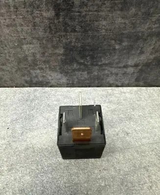 Volkswagen Touran I Other relay 3D0951253A 14150000 PA66GF30