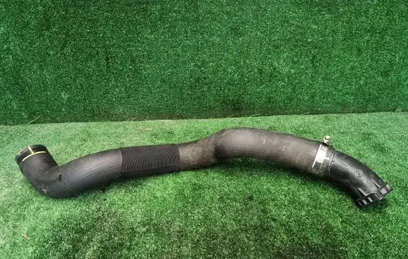 Suzuki SX4 S-Cross Air intake hose/pipe 13670-74S00