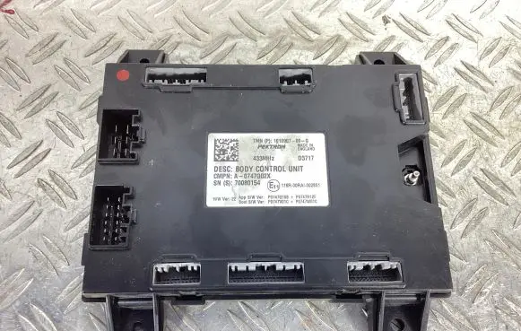 Tesla Model S Comfort/convenience module 101090700G