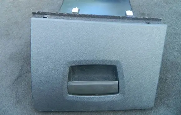 BMW 5 F10 F11 Glove box 9166699