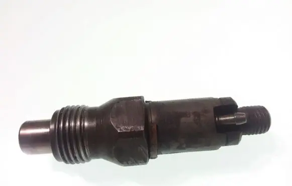 Volvo S40, V40 Fuel injector LCR735401D
