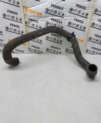 Volkswagen PASSAT B6 Engine coolant pipe/hose