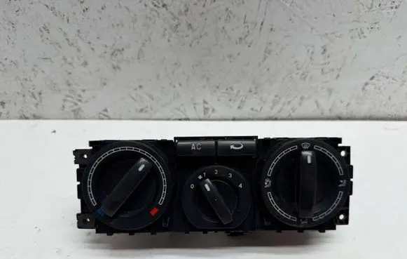 Volkswagen Transporter - Caravelle T5 Climate control unit 7H0820045F 7H0820045F9B9 000044