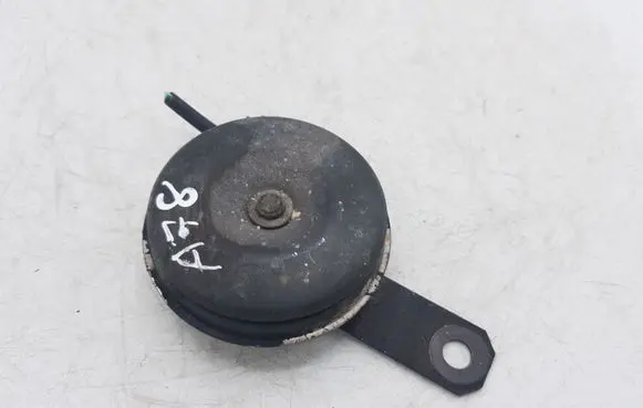 Toyota Previa (XR30, XR40) II Horn signal 8652028100