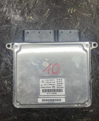 Mercedes-Benz C W204 Engine control unit/module A6461509372 28139417 A0054467440