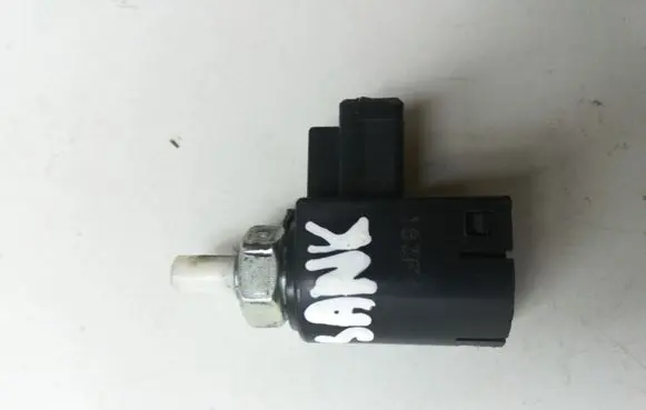 Clutch pedal sensor