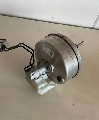 Porsche Macan (95B) Brake booster 4M0612103J