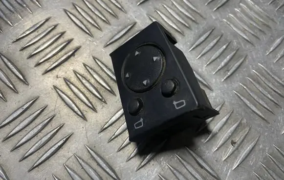 Audi A6 S6 C4 4A Wing mirror switch 4A0959565