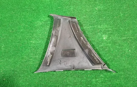 Mercedes-Benz B W247 Fender mounting bracket A2478851302