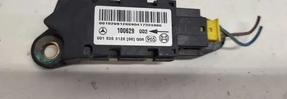 Mercedes-Benz Vito Viano W639 Airbag deployment crash/impact sensor 0018209126 100629002