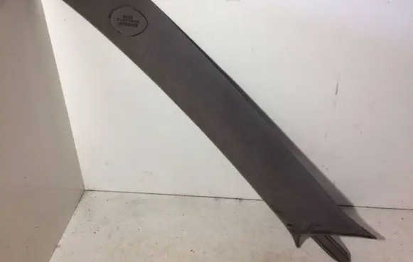 Lexus IS 200-300 (A) pillar trim