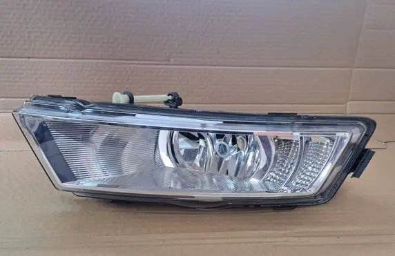 Skoda Rapid (NH) Front fog light 