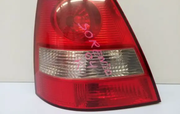 KIA Sorento Rear/tail lights 924013E0