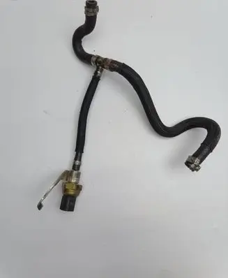 Mercedes-Benz GLC X253 C253 Fuel pressure sensor A6510703981