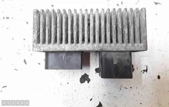 Renault Kangoo II Glow plug pre-heat relay 8200558438A