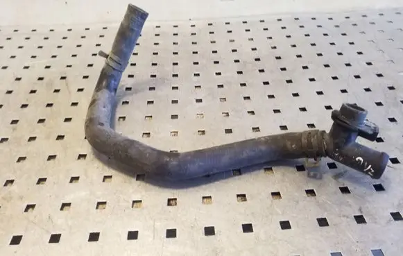 Volkswagen Transporter - Caravelle T4 Engine coolant pipe/hose 074121143D