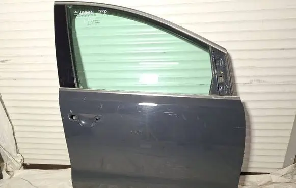 Volkswagen Sharan Front door 7N0831312J 7N0831312 LI7F