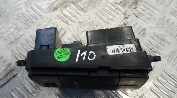 Hyundai i10 Headlight level height control switch 299131553