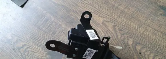 Hyundai ix35 Roof seat belt 898502Y200