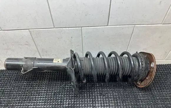 Volvo V60 Front shock absorber with coil spring 31329496