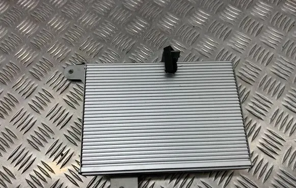 Chrysler Voyager Sound amplifier 05091006AE 36670I