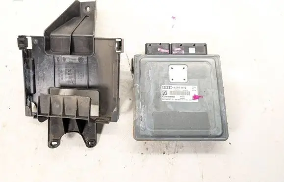 Audi Q7 4L Engine control unit/module 4L0910551Q 4L0907650A