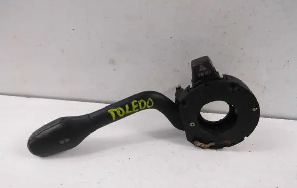 Seat Toledo I (1L) Indicator stalk 357953513