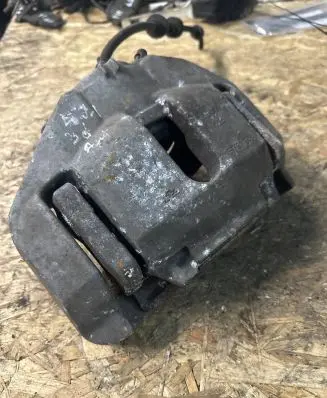BMW 5 E60 E61 Front brake caliper