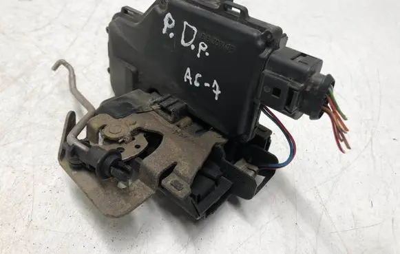 Audi A6 S6 C5 4B Front door lock 4B1837016B PA6630GF