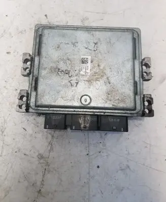 Ford Mondeo MK IV Engine control unit/module 7G9112A650ZG EU8G