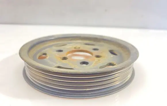 Audi A4 S4 B5 8D Power steering pump pulley 028145255F