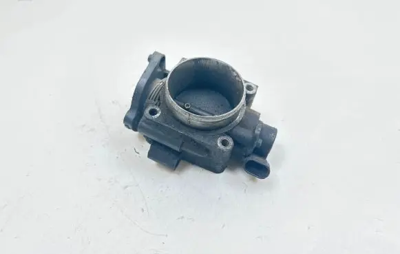Volvo S40, V40 Throttle valve