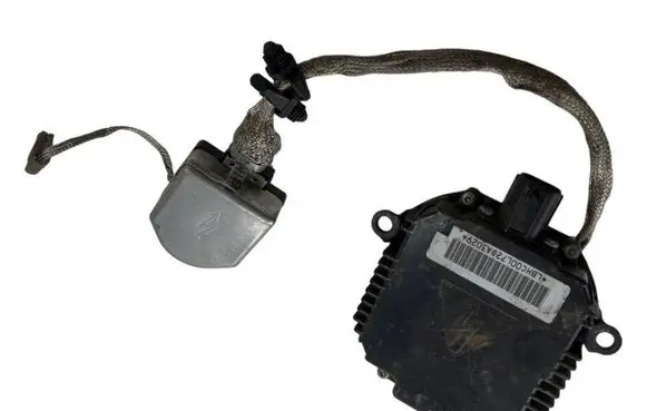 Honda Civic Xenon control unit/module LBHC00L72DA3029