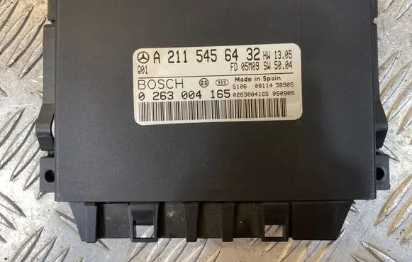 Mercedes-Benz E W211 Parking PDC control unit/module A2115456432 0263004165