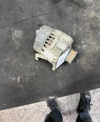 Opel Insignia A Generator/alternator 0123310022