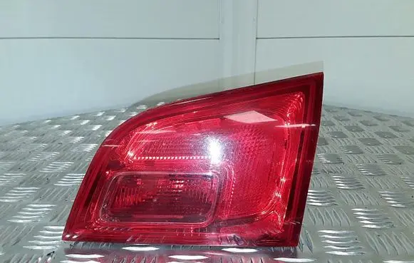 Opel Astra J Tailgate rear/tail lights 13282249