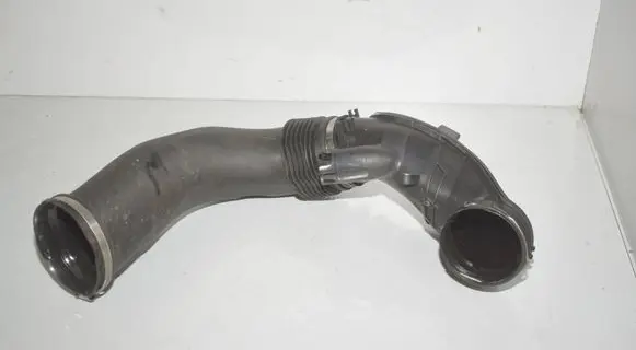 BMW 5 F10 F11 Air intake duct part 8513459 13718513459
